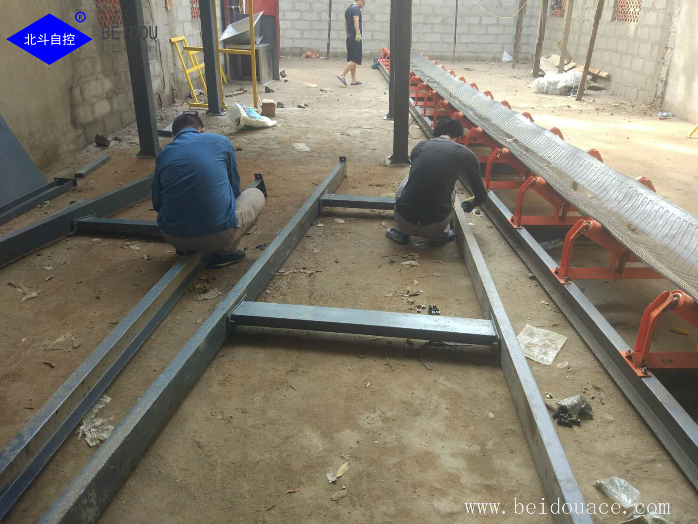 Maintenance work of agricultural machinery