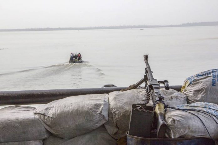 Pirates Abduct Eleven from Container Ship
