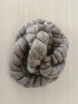 Pure Chinese Sheep Wool Tops Brown, Pure Chinese Sheep Wool Tops Brown