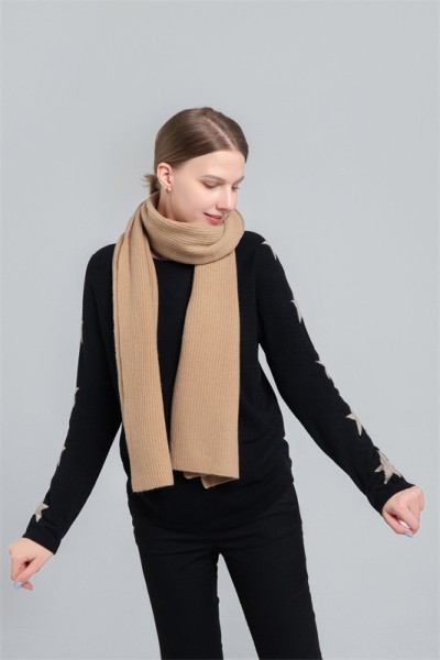 Cashmere scarf