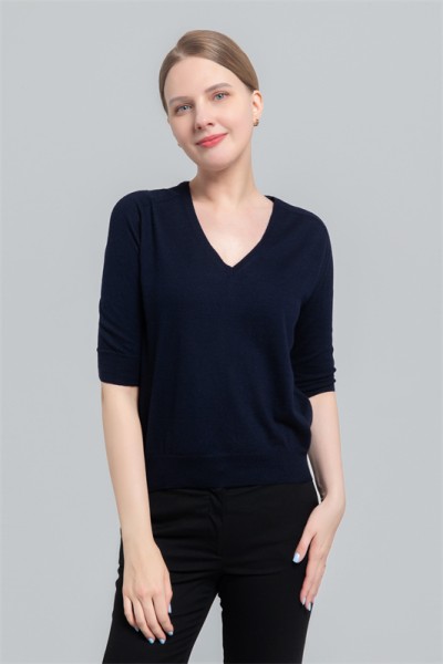 Fine gauge V-neck sweater