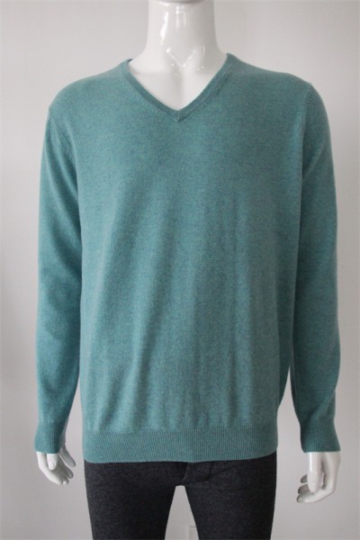 Men's V neck sweater