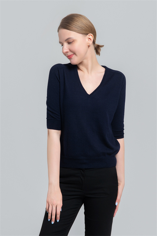 Fine gauge V-neck sweater