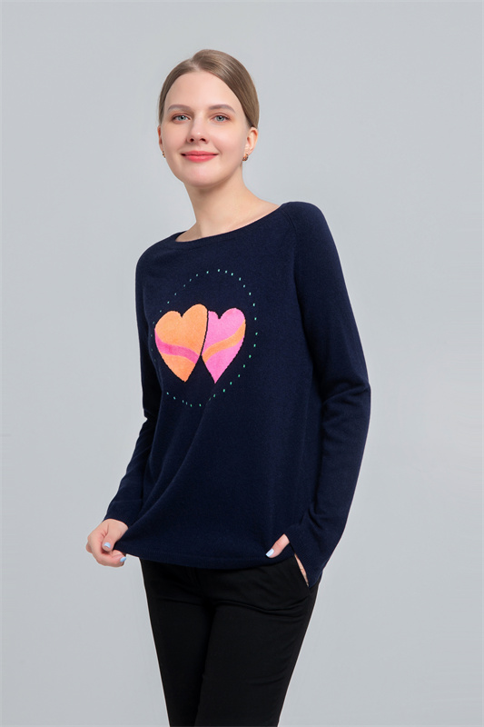 Women's cashmere sweater with intarsia design