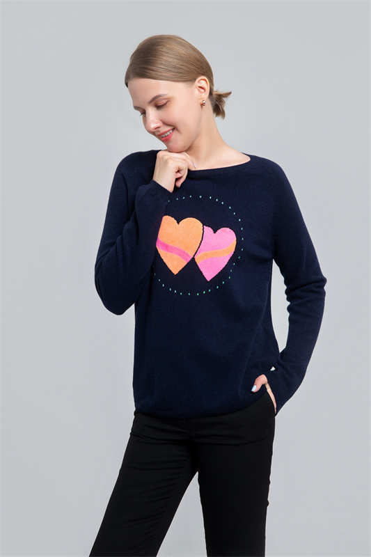 Women's cashmere sweater with intarsia design