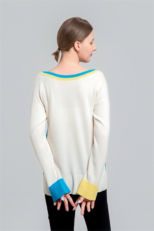 Women's cardigan with contrast color