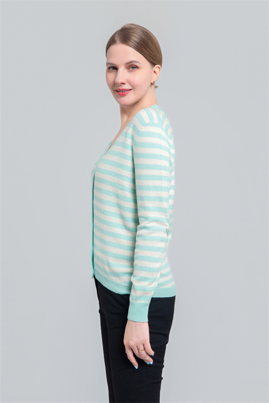 Women's V-neck button cardigan