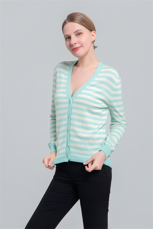 Women's V-neck button cardigan